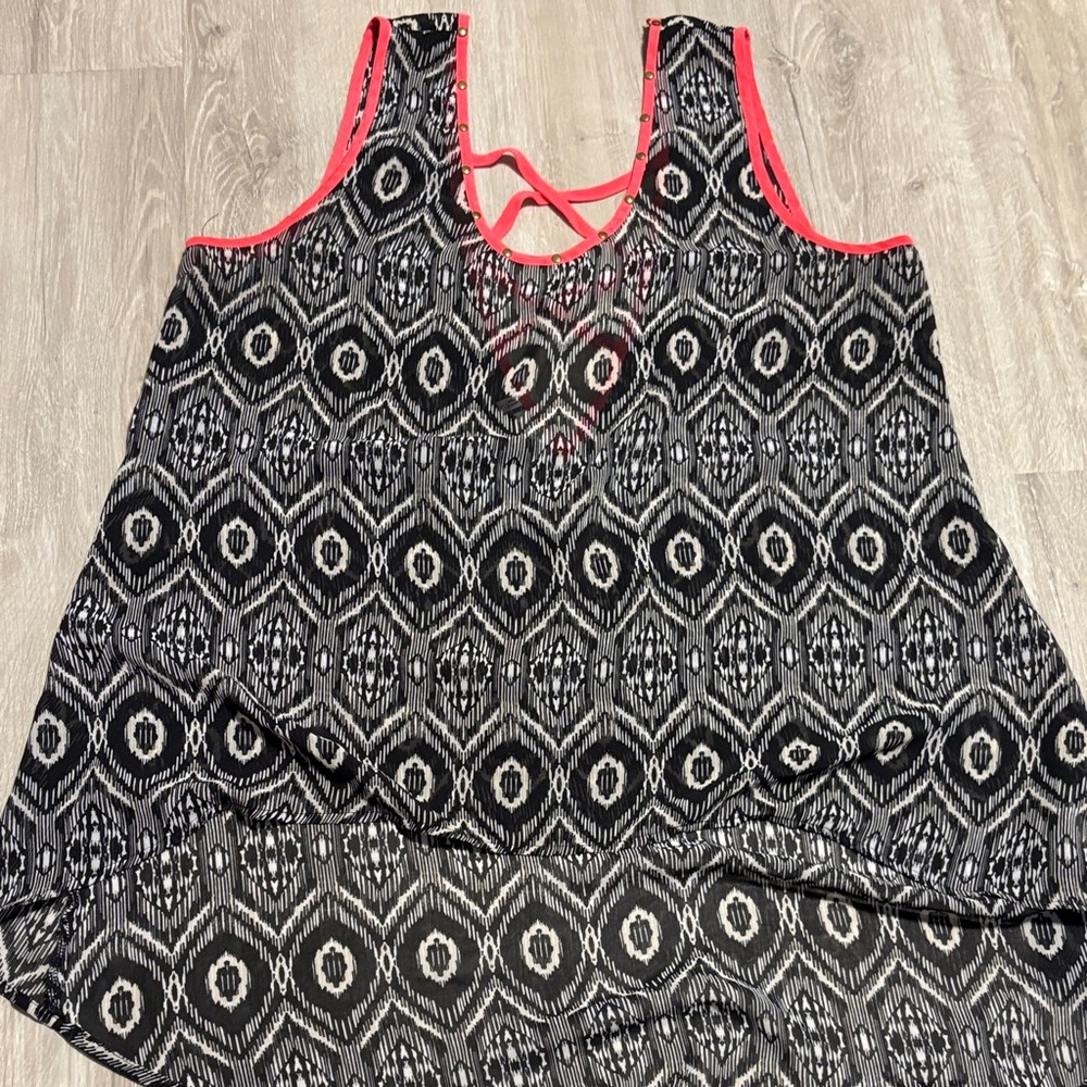 Studio Y Black and Pink Geometric Camisole